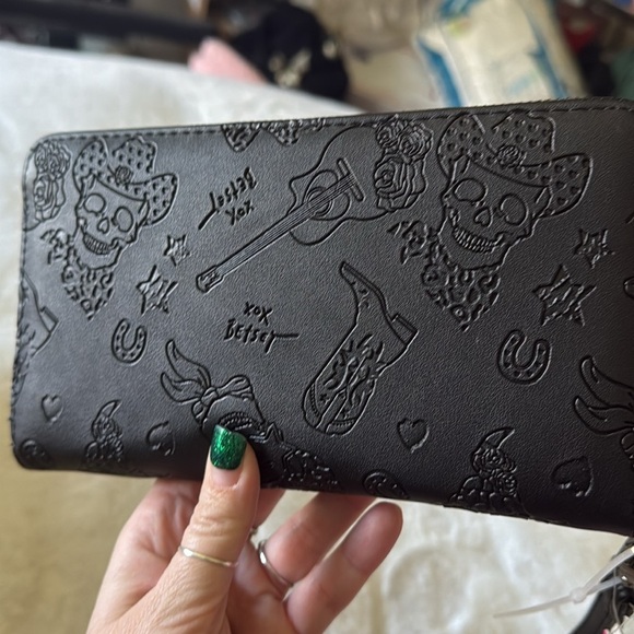 BETSEY JOHNSON Black Cowboy Skulls Boots Guitars RODEO Wristlet Wallet Cowgirl